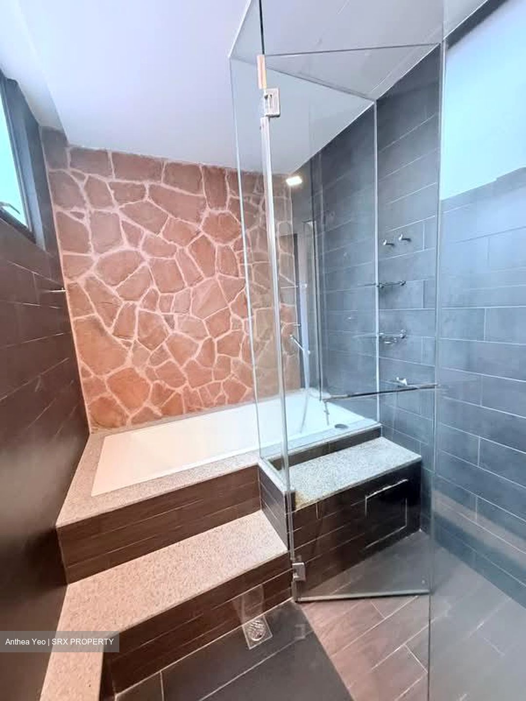 Leonie Gardens (D9), Condominium #602154821